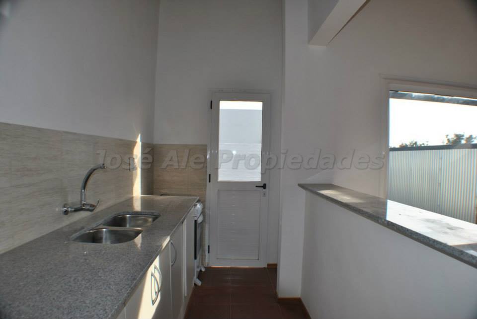 Imagen 8 de Casa en complejo Real de San Carlos, ubicada a pasos de la Plaza de Toros y de todos los servicio.