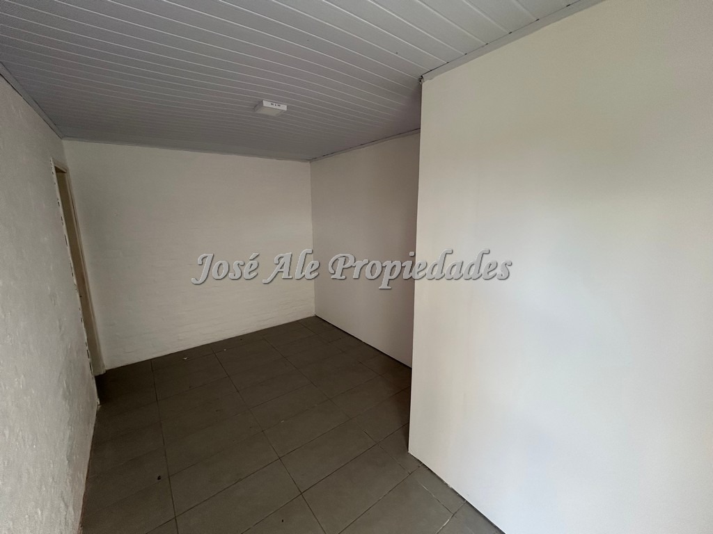 Imagen 5 de Se financia Casa en PH reciclada a estrenar, 1 dormitorio ubicada en el General, Colonia.