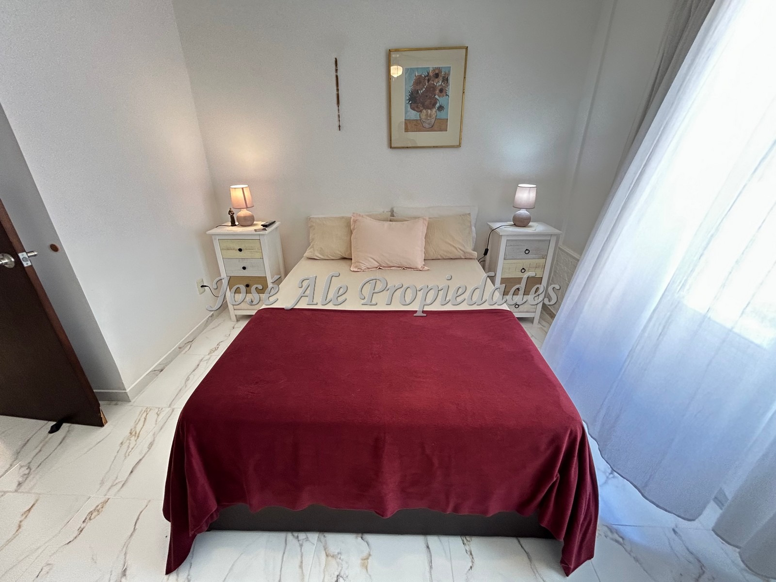 Imagen 7 de Hermoso apartamento de 1 dormitorio ubicado en el Real de San Carlos, próximo a la Rambla y Playas de Colonia.