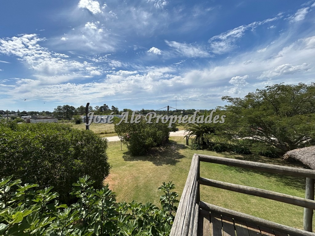 Imagen 8 de Casa ubicada en el Real de San Carlos a 5 km del centro de la ciudad de Colonia del Sacramento.