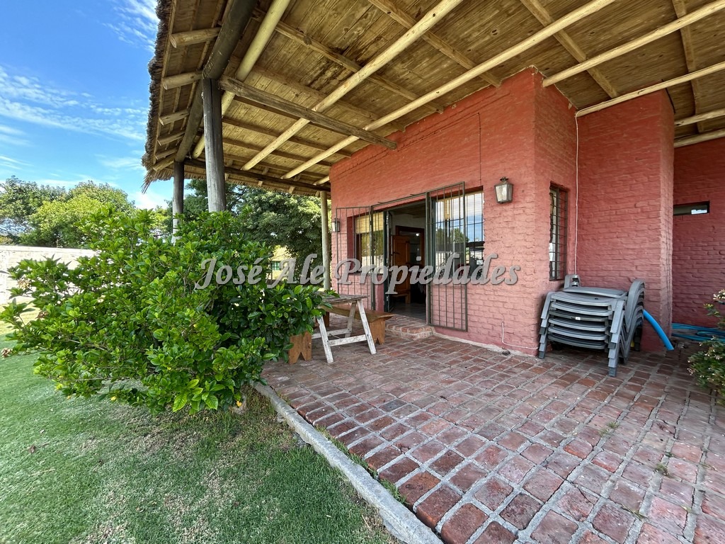 Imagen 9 de Casa ubicada en el Real de San Carlos a 5 km del centro de la ciudad de Colonia del Sacramento.