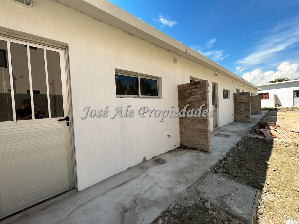 Imagen 4 de Hermosos monoambientes, se encuentran ubicados en el Real de San Carlos, próximos a la UDE, CERP y Liceo nº2.