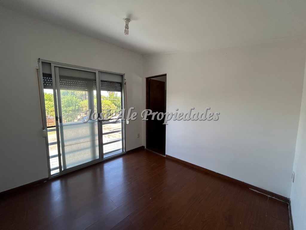 Imagen 3 de Apartamento de 1 dormitorio ubicado en el Real de San Carlos, Colonia.