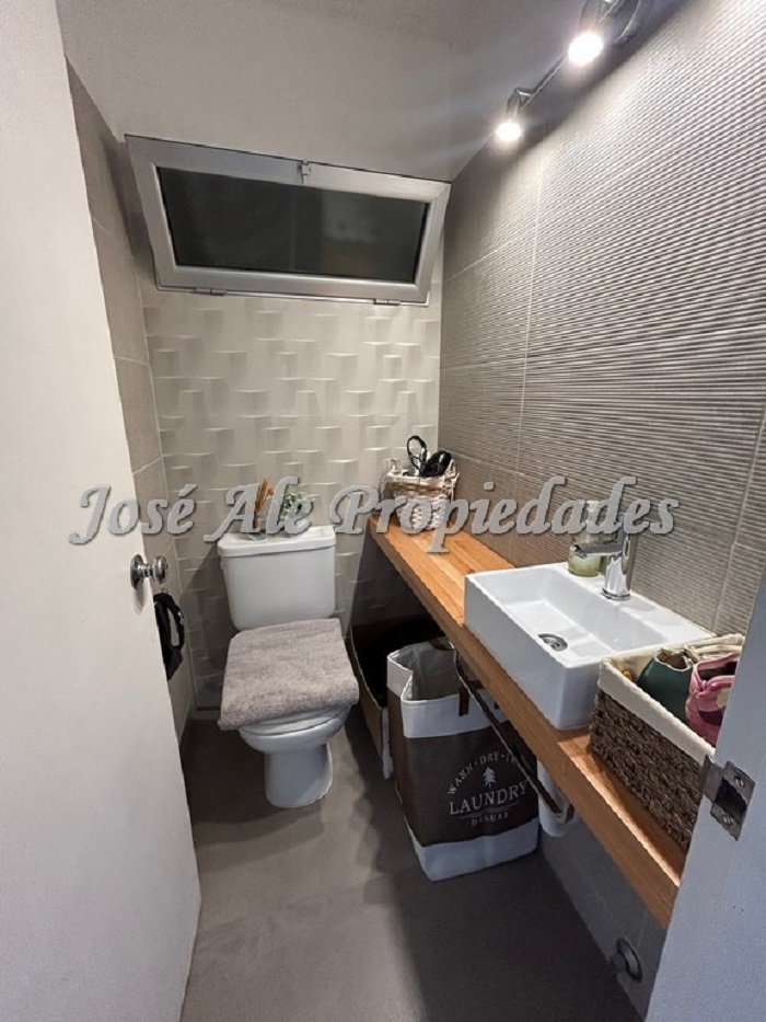 Imagen 7 de Hermoso apartamento de 3 dormitorios y 2 baños, ubicado en Avda. Principal de Colonia del Sacramento.