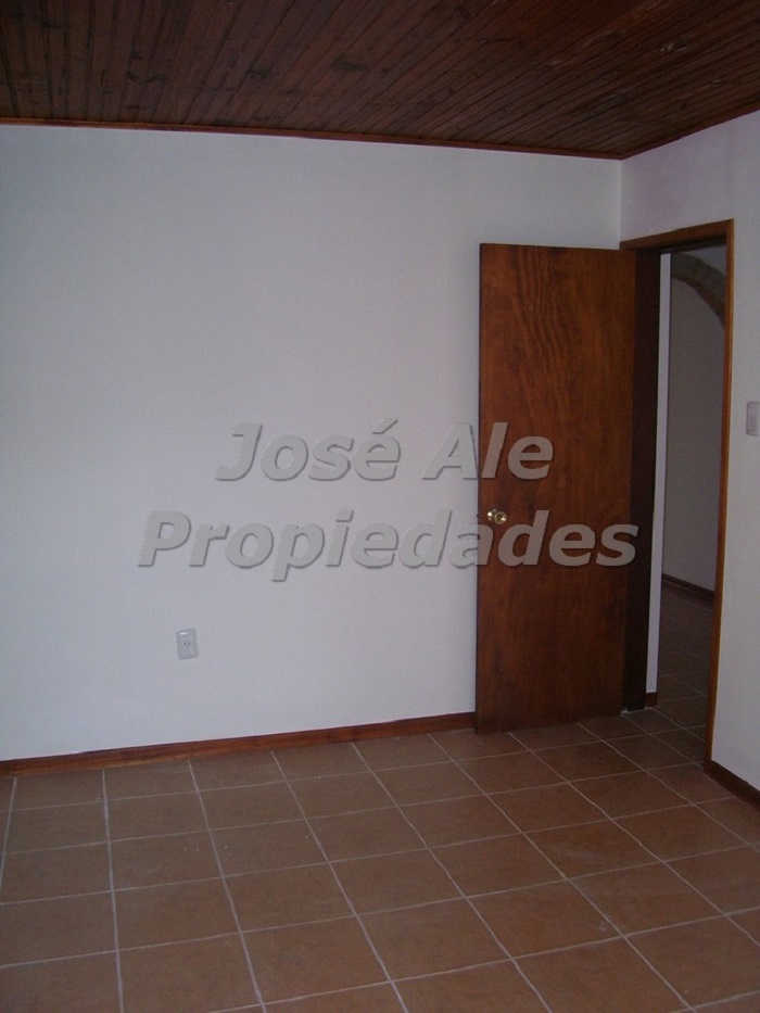 Imagen 5 de Propiedad en zona de nuevo hospital, próxima a zona comercial tres avenidas y Colonia Shopping.