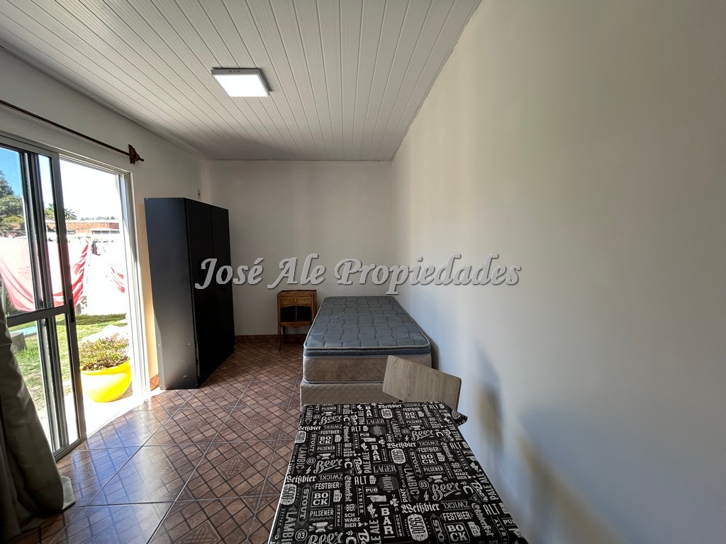 Imagen 8 de Monoambiente amoblado ubicado en el Real de San Carlos, próximo a los centros de estudios.