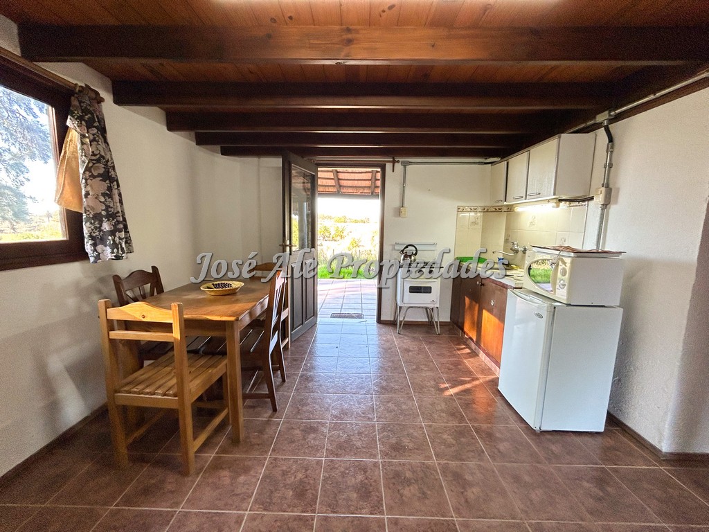 Imagen 4 de Casa en Laguna de los Patos próximo a Bodega Bernardi, a pocos minutos del centro de la ciudad de Colonia.