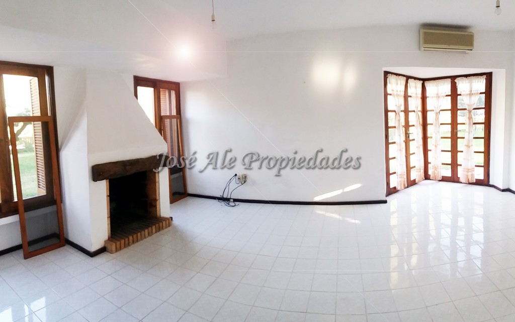 Imagen 6 de Hermosa casa con apartamento ubicada a solo metros de la Renovada Plaza de Toros.