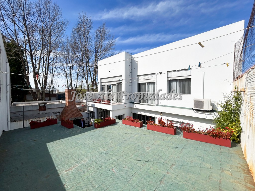 Imagen 4 de Excelente propiedad ubicada en estratégico punto de la ciudad de Colonia.