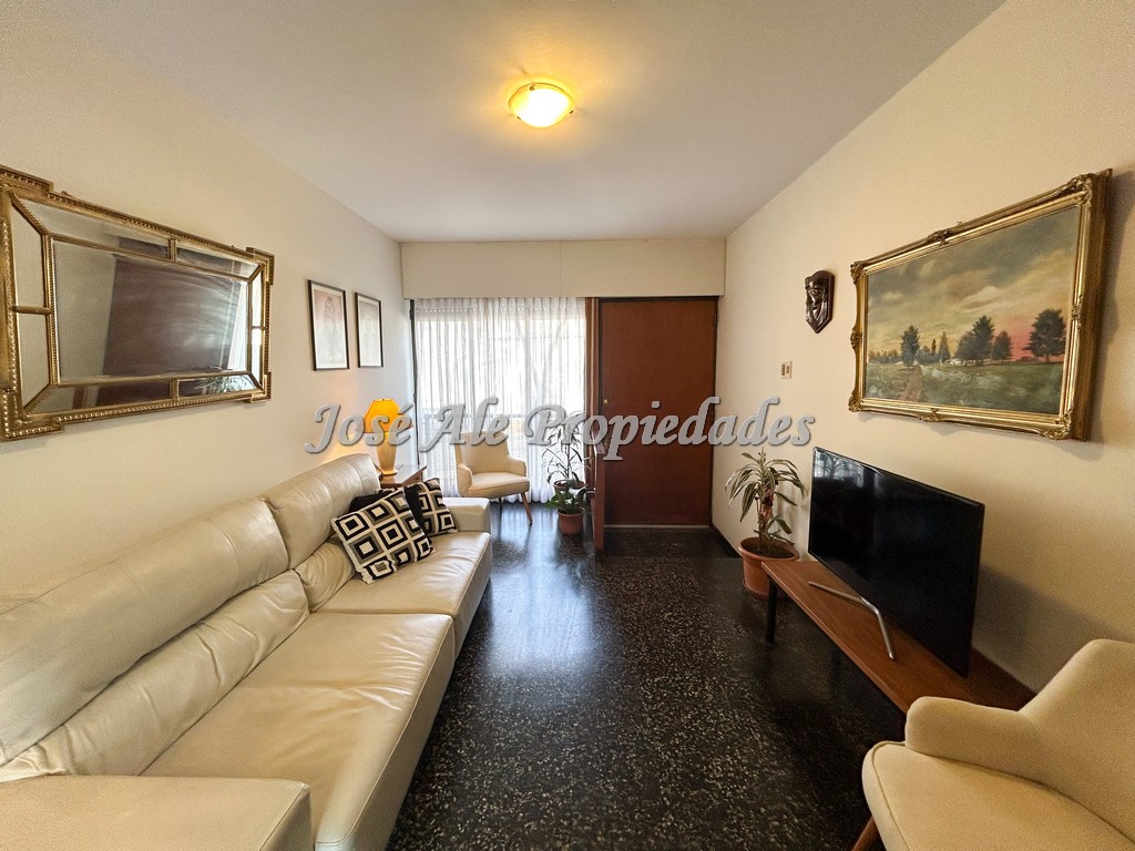 Imagen 6 de Excelente propiedad ubicada en estratégico punto de la ciudad de Colonia.