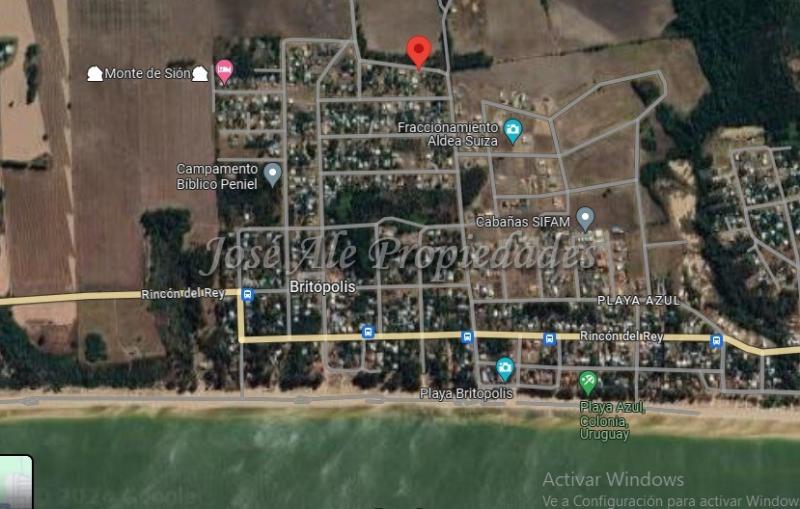 Lote de 213m2 con casa, ubicada 700m de la Rambla y playas de balneario Britópolis a 40 min de la ciudad de Colonia del Sacramento.