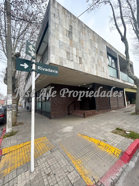 Imagen 3 de Casa de excelente construcción, ubicada en el centro de la ciudad de Colonia del Sacramento.