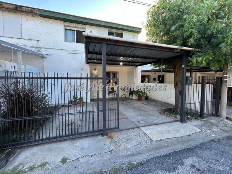 Vivienda en el complejo L22 a pocas cuadras de la Rambla Costanera de Colonia.