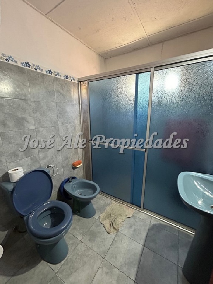 Imagen 7 de Casa ubicada en barrio la Rotonda, próxima a 3 avenidas y Shopping de Colonia.