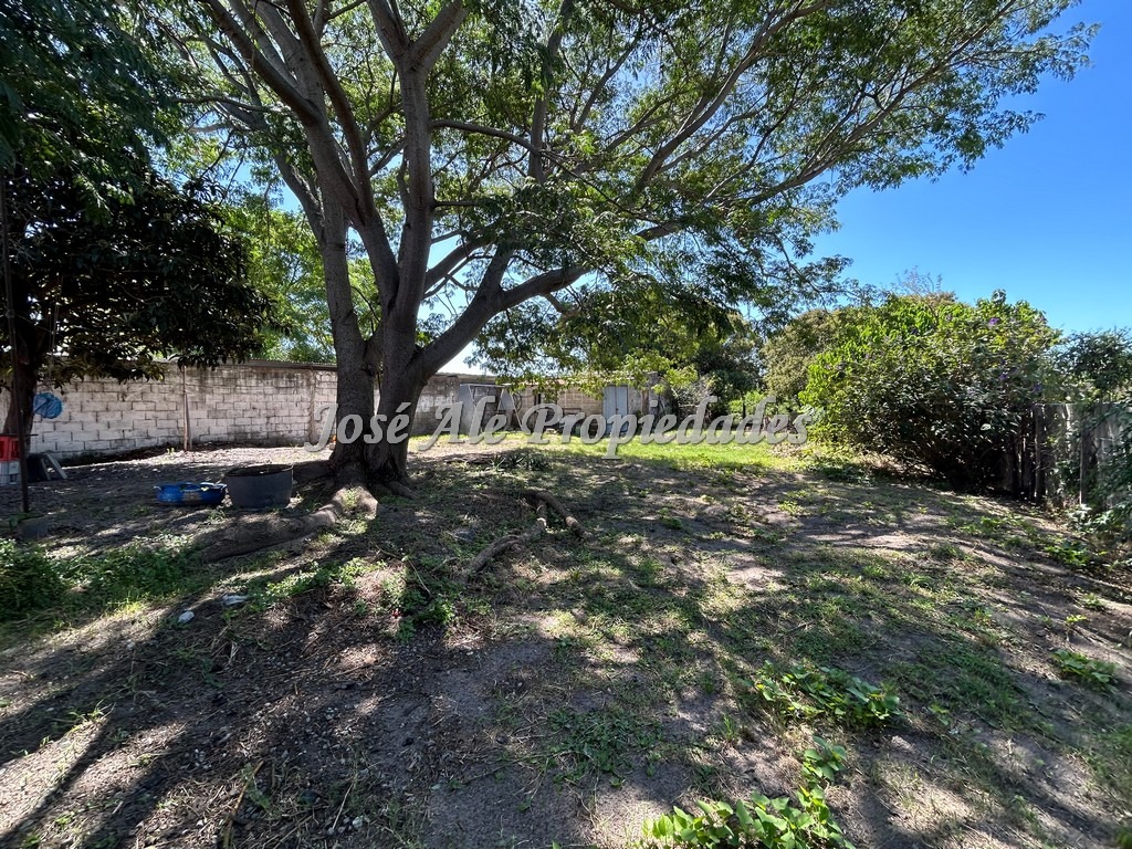 Imagen 9 de Casa ubicada en barrio la Rotonda, próxima a 3 avenidas y Shopping de Colonia.