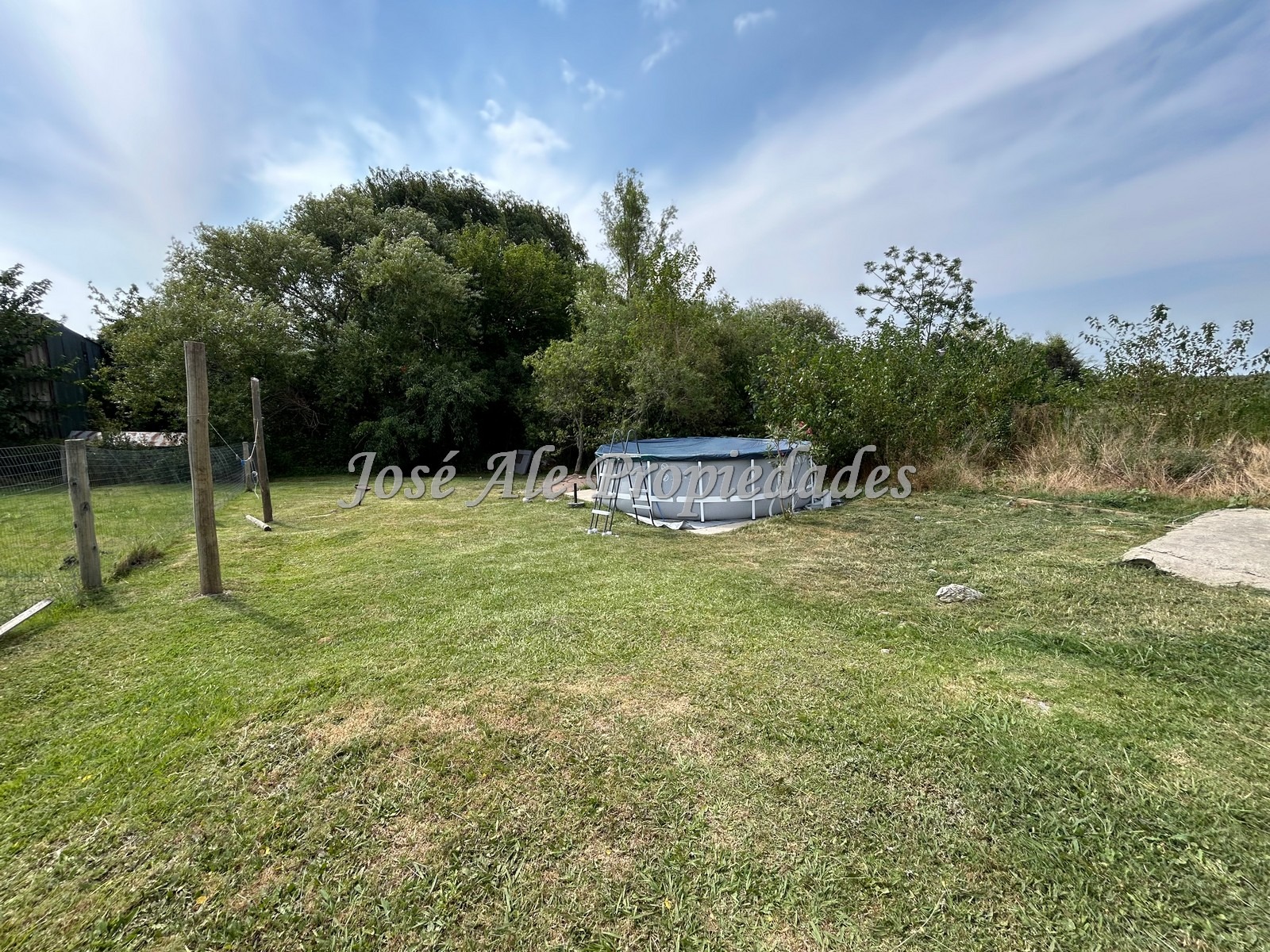 Imagen 9 de Casa de 2 dormitorios, de buen predio, ubicada en barrio El General, Colonia.
