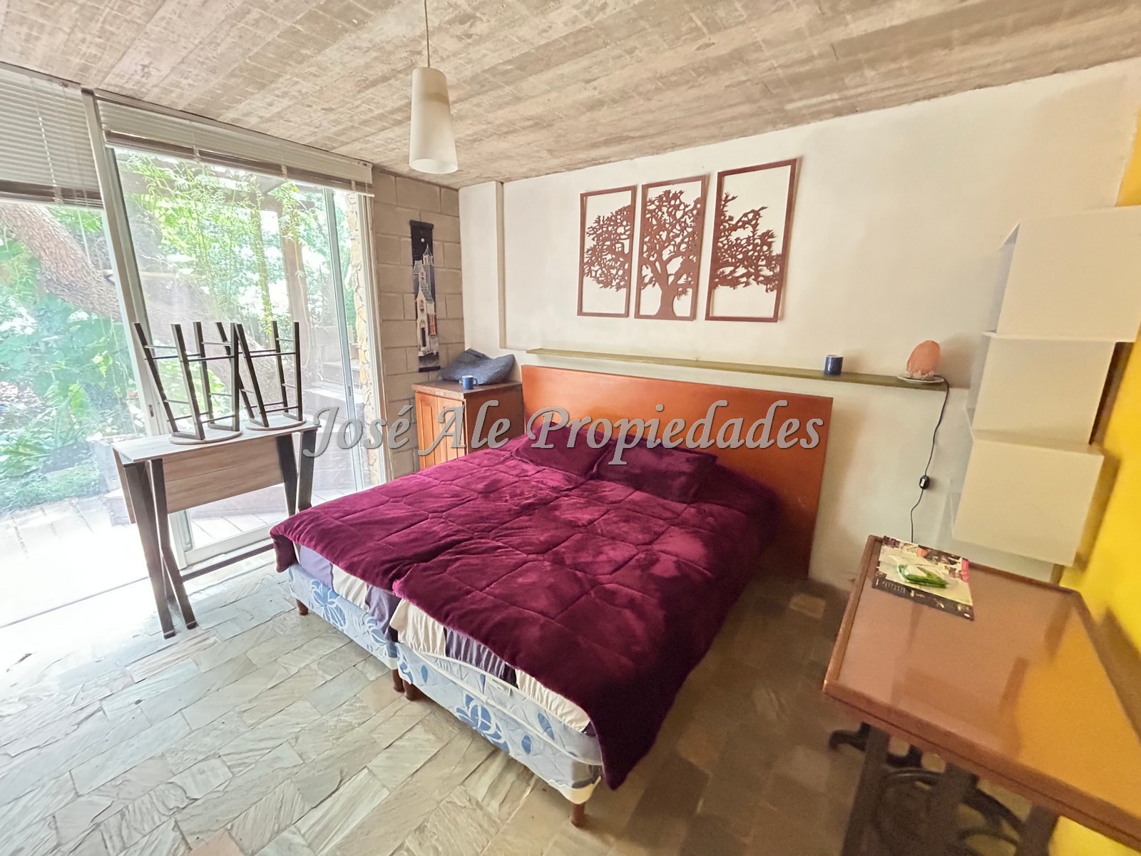 Imagen 6 de Exclusiva propiedad 2619m2 de diseño moderno, integrada con la naturaleza, Colonia.