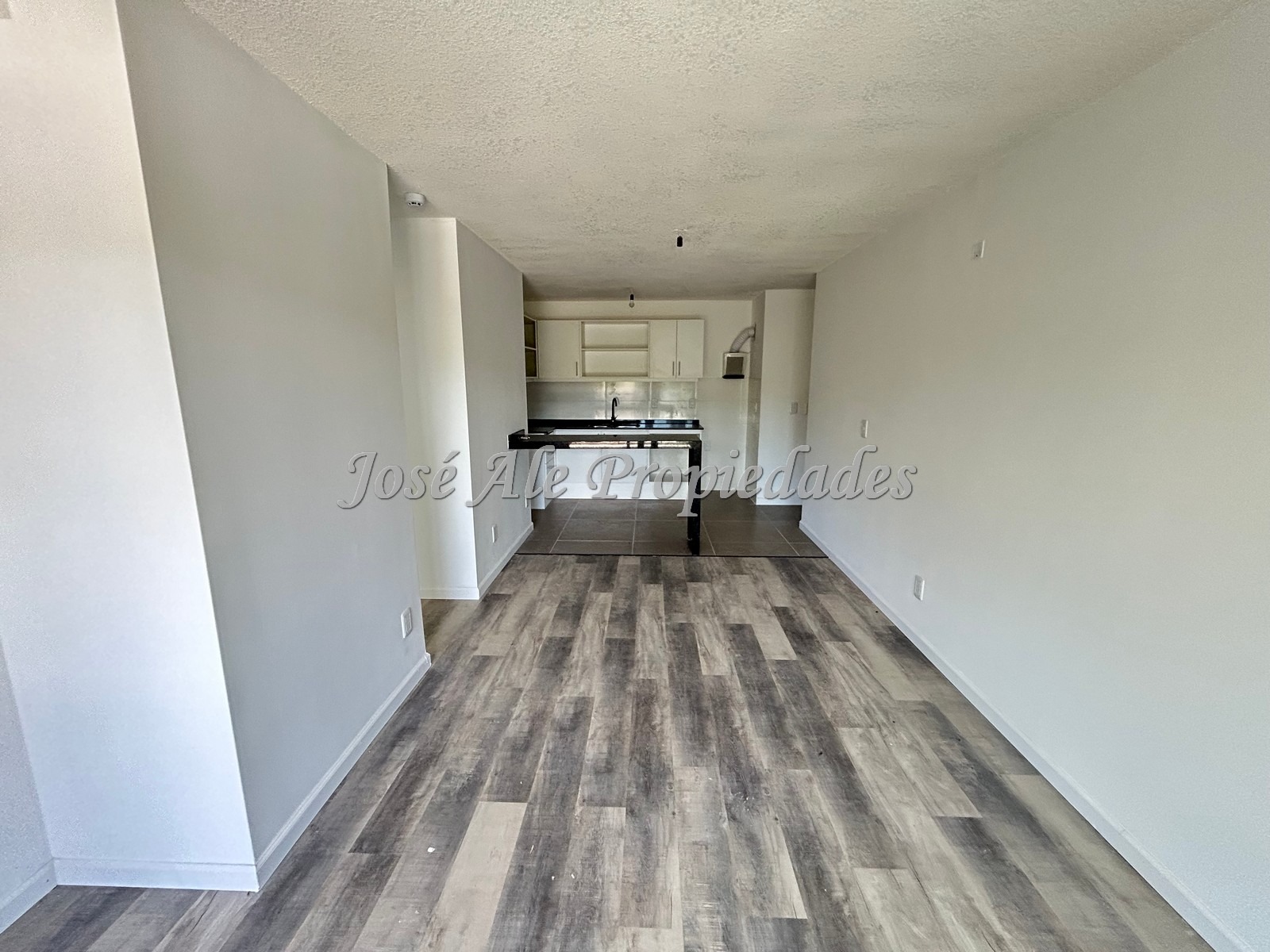 Imagen 7 de Apartamento de 2 dormitorios a estrenar frente a la Rambla y playas de Colonia.