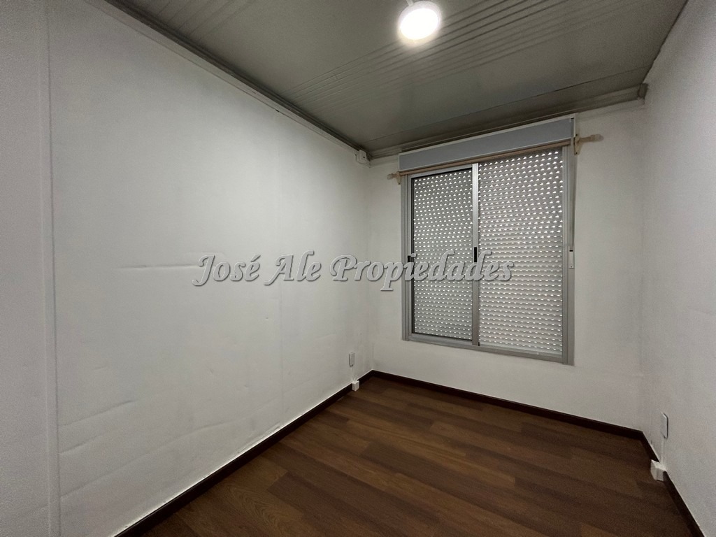 Imagen 6 de Apartamentos de 1 dormitorio, ubicados en el Real de San Carlos, calle At. Sierra a 50m de Luis Alberto de Herrera.