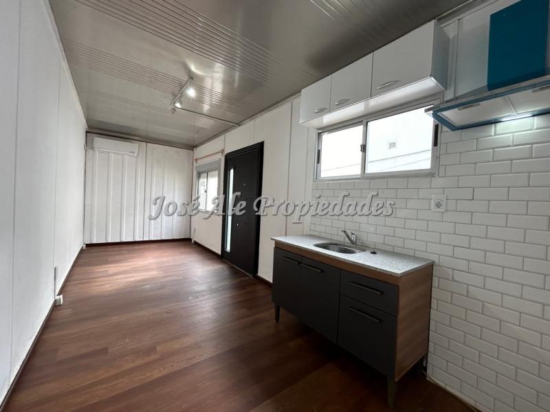 Apartamentos de 1 dormitorio, ubicados en el Real de San Carlos, calle At. Sierra a 50m de Luis Alberto de Herrera.