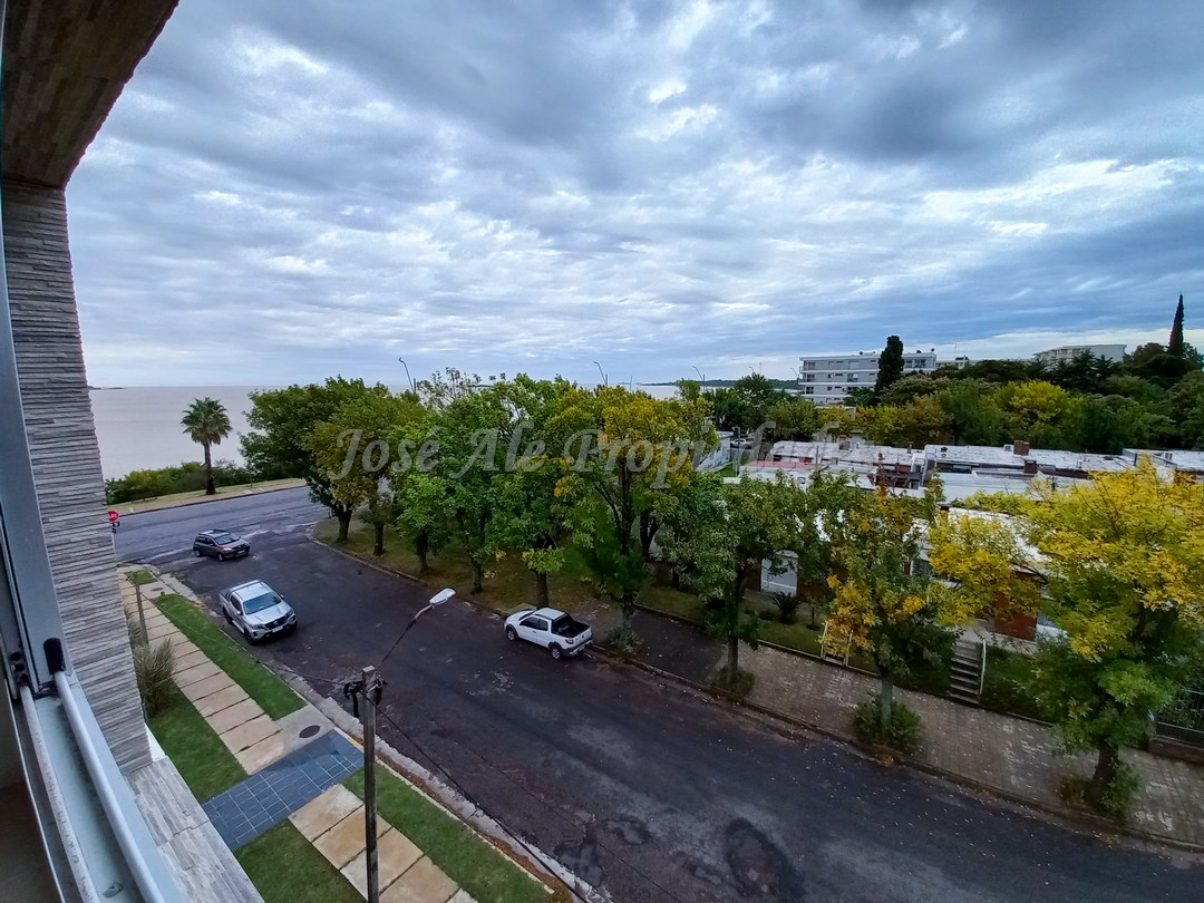 Imagen 3 de Espectacular monoambiente en edificio residencial frente al Rio de la Plata.
