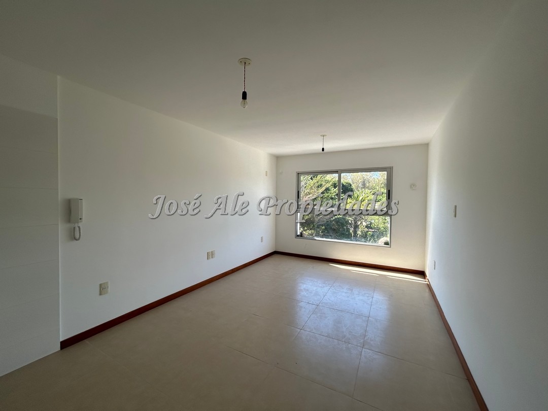 Imagen 1 de Espectacular monoambiente en edificio residencial frente al Rio de la Plata.