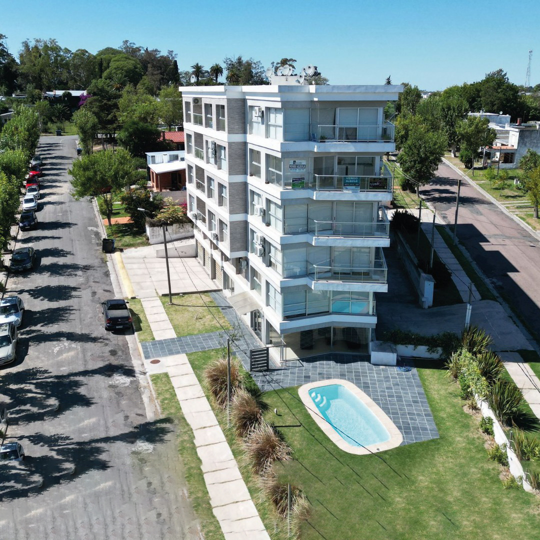 Imagen 8 de Espectacular monoambiente en edificio residencial frente al Rio de la Plata.