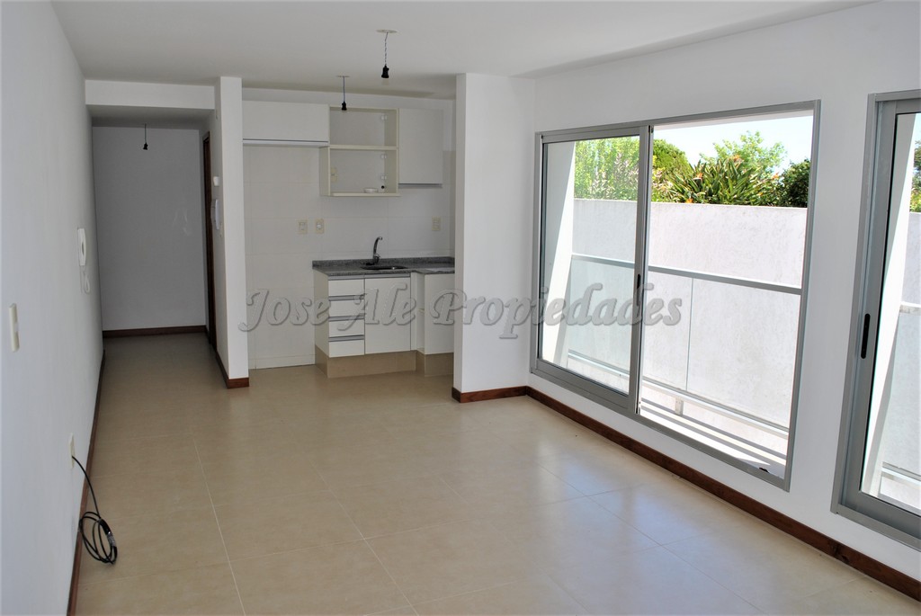 Imagen 3 de EN VENTA Espectacular monoambiente en edificio residencial frente al Rio de la Plata.