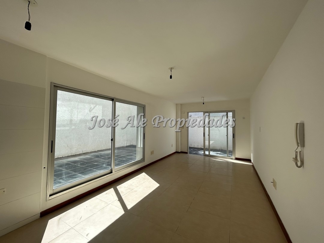 Imagen 3 de Espectacular monoambiente o posible 1 dormitorio en edificio residencial frente al Rio de la Plata.