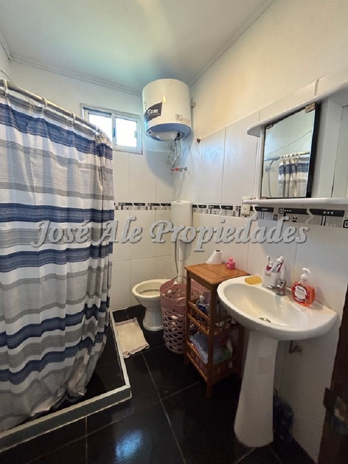 Imagen 6 de Casa ubicada en el general, en agradable barrio en pleno crecimiento.