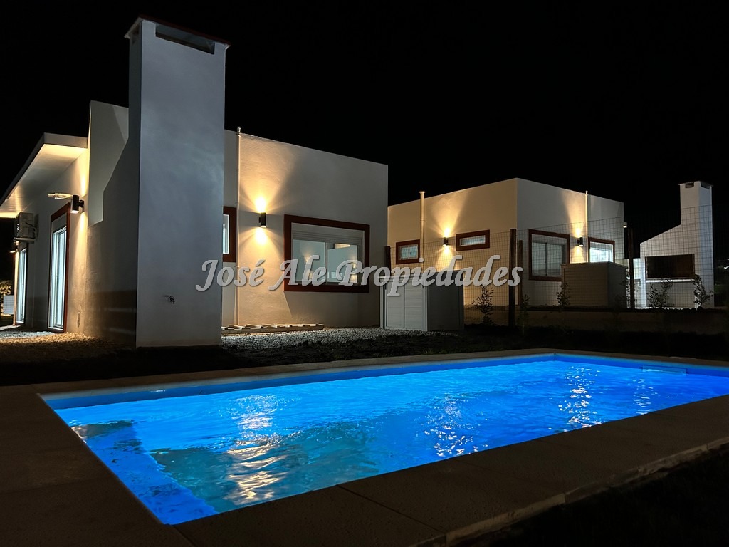 Imagen 9 de Casa unidad 1 a estrenar, se encuentra ubicado en hermoso fraccionamiento del Real de San Carlos, a corta distancia de Plaza de Toros y próximo a todos los servicios.