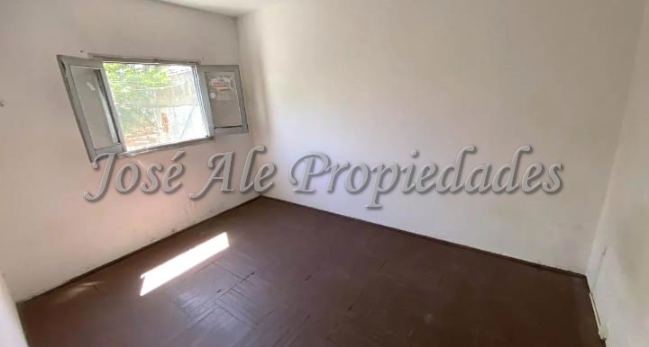 Imagen 6 de Casa ubicada en pueblo nuevo, a menos de 100 metros de Colonia Shopping y próxima a todos los servicios.