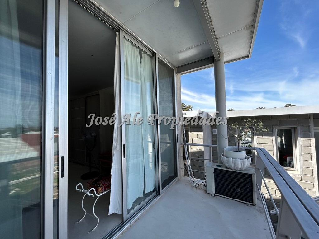 Imagen 10 de Apartamento de 1 dormitorio a corta distancia de Rambla de Colonia y a pasos de todos los servicios.