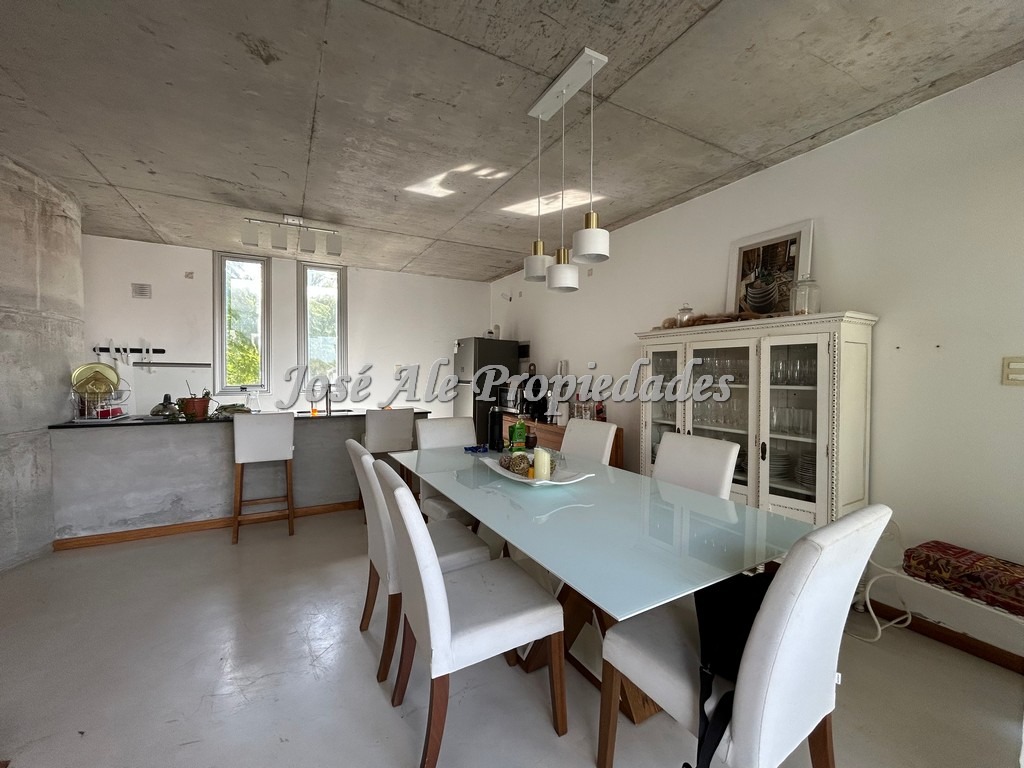 Imagen 2 de Apartamento de 1 dormitorio a corta distancia de Rambla de Colonia y a pasos de todos los servicios.