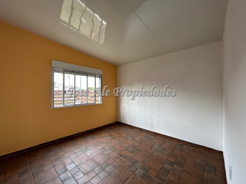 Imagen 5 de Hermosa propiedad se encuentra ubicada en el barrio los nogales, próxima todos los servicios.