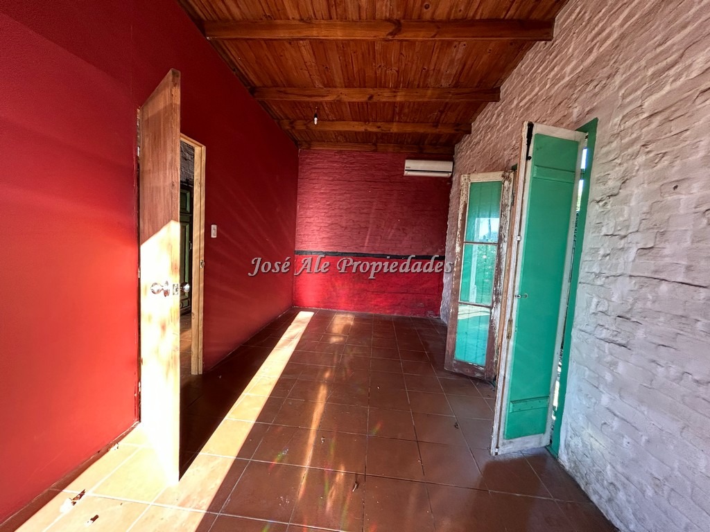 Imagen 4 de Casa ubicada en Riachuelo, próxima a Ruta 1 y a tan solo 15 minutos del centro de la ciudad de Colonia.