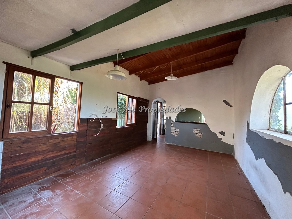 Imagen 9 de Casa ubicada en Riachuelo, próxima a Ruta 1 y a tan solo 15 minutos del centro de la ciudad de Colonia.