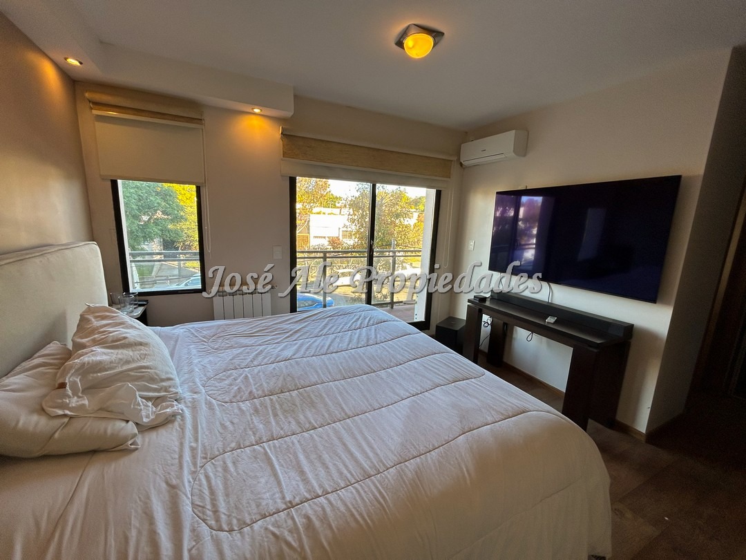 Imagen 4 de Hermosa y confortable propiedad de 4 dormitorios, 6 baños y piscina climatizada, completamente equipada.