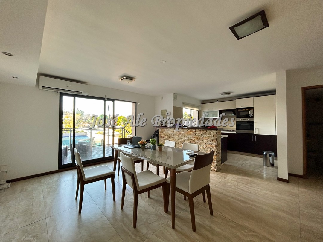 Imagen 7 de Hermosa y confortable propiedad de 4 dormitorios, 6 baños y piscina climatizada, completamente equipada.