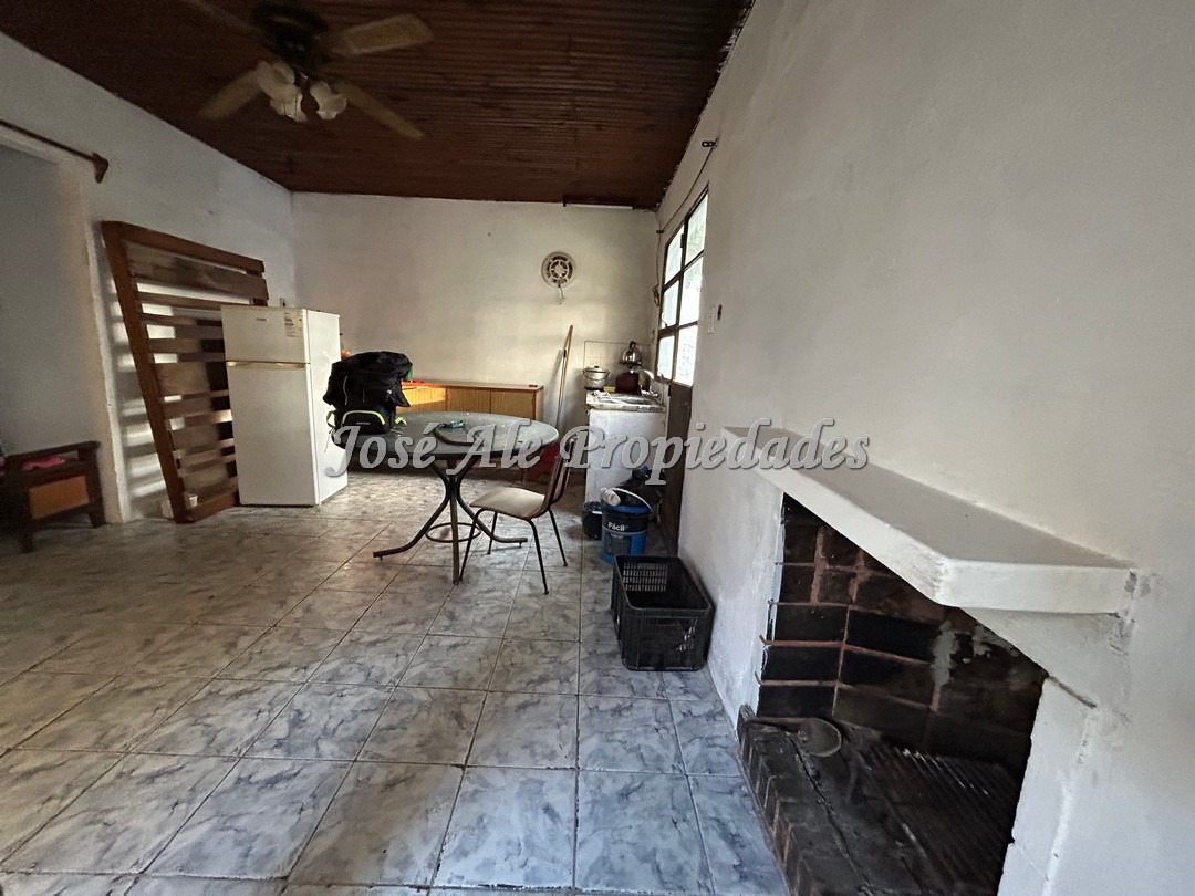 Imagen 4 de Casa ubicada próxima al nuevo hospital, a pasos de todos los servicios.