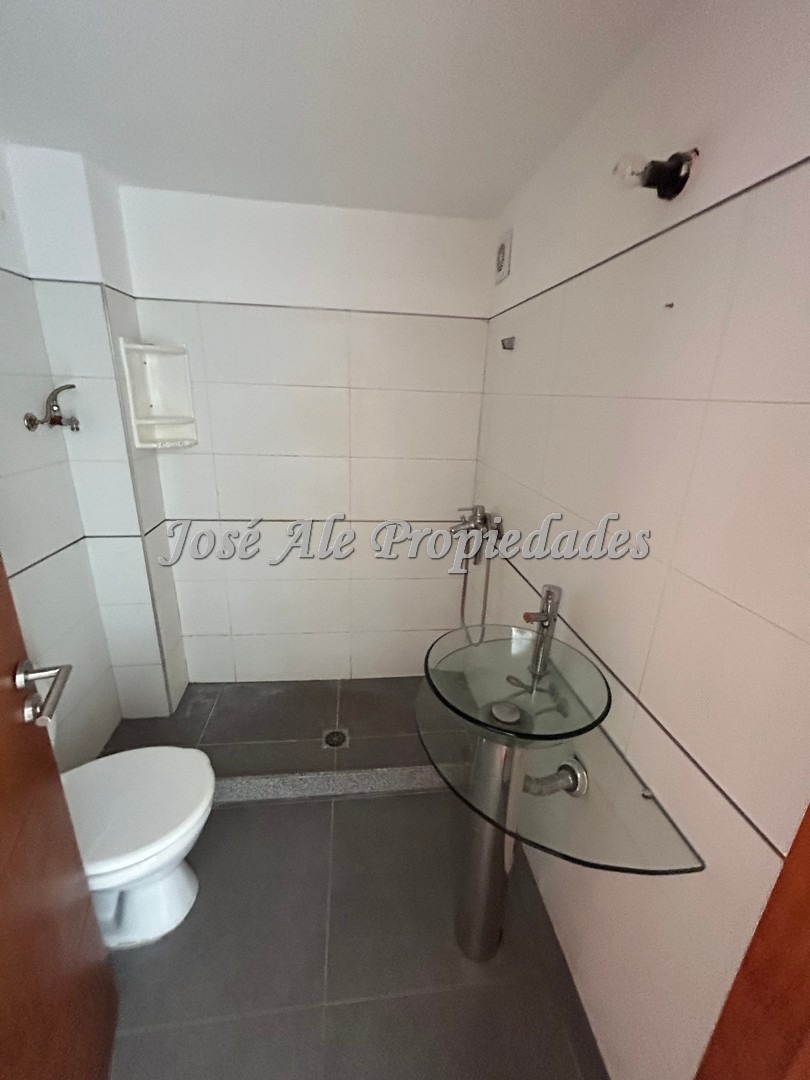 Imagen 6 de Espectacular monoambiente en edificio residencial frente al Rio de la Plata.