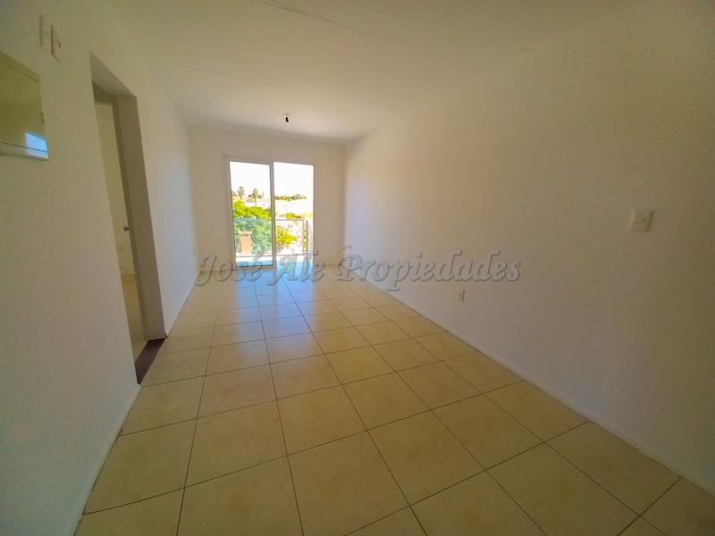 Muy lindo apartamento ubicado en zona comercial 2 avenidas.