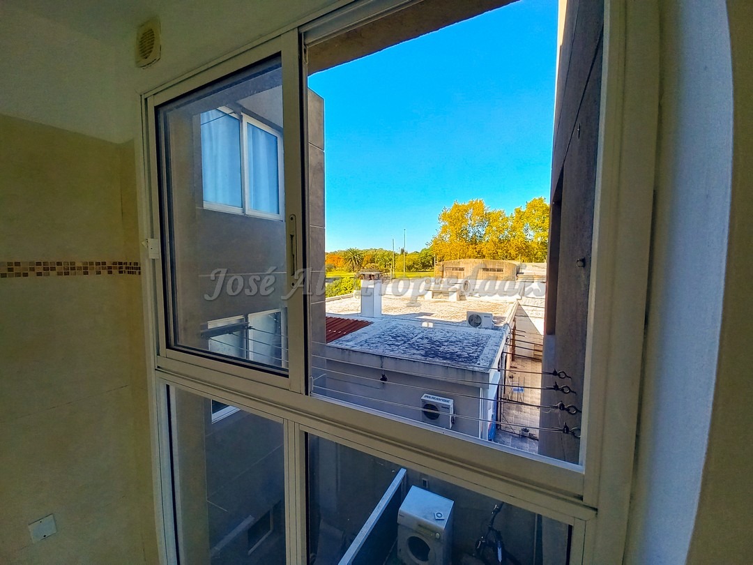 Imagen 2 de Muy lindo apartamento ubicado en zona comercial 2 avenidas.