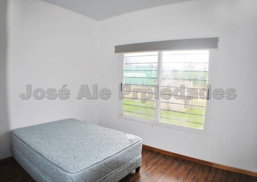 Imagen 8 de Propiedad ubicada en zona Real de San Carlos, cerca de todos los centros de estudios.