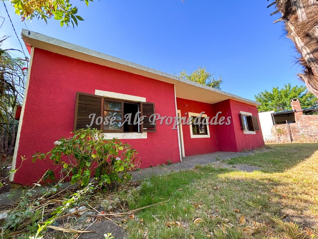 Imagen 1 de Propiedad en ubicada en el Real de San Carlos sobre calle Libertadores en hermosa zona balnearia.