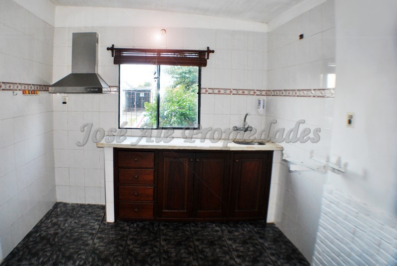 Imagen 4 de Linda propiedad ubicada en barrio Los Nogales a corta distancia del centro de Colonia del Sacramento.