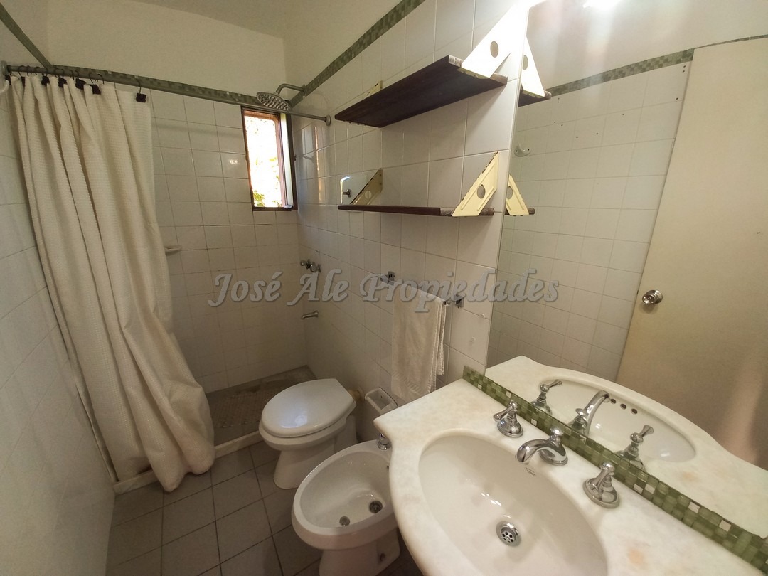 Imagen 9 de Cómoda vivienda ubicada en complejo en calle Zitarrosa.