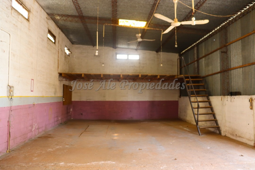 Imagen 9 de Muy linda y luminosa casa ubicada a pocas cuadras de la rambla costanera y próxima a todos los servicios.