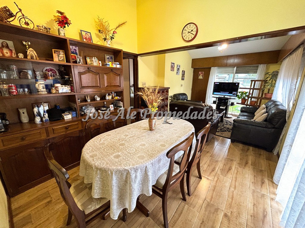 Imagen 5 de Hermosa casa a 200 mts de la Rambla Costanera y playas de Colonia del Sacramento.