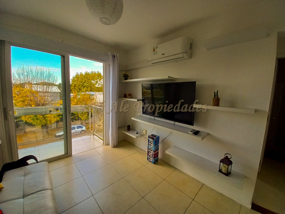 Imagen 1 de Apartamento a corta distancia de Shopping y zona comercial de 2 Avenidas.